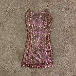 Pink sequin mini dress #glam #partydress
